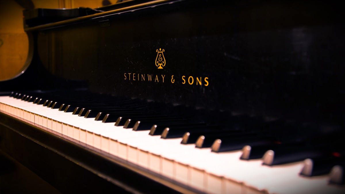 Steinway B Grand - Detail